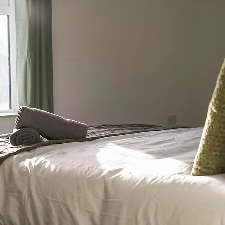 Modern 2 Bed In Hillsborough With Free Secure Parking - Hosted By Host Save * Sheffield